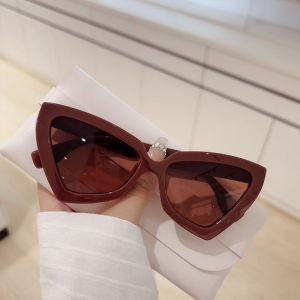 【Bosuer💛COD】Kacamata Hitam Bingkai Besar Mata Kucing Kacamata Hitam Wanita Modis Kelas Atas Kacamata Retro Perlindungan UV