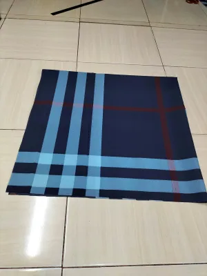 Bantal Duduk Motif Minimalis 40x40x5 cm – Cocok untuk Kursi & Lantai