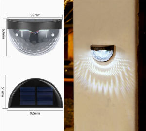 KEBETEME Lampu Tenaga Surya LED รังผึ้งพลังงานแสงอาทิตย์โคมไฟผนังกันน้ำกลางแจ้ง2ชิ้นสำหรับสนามบันไดถนนลานสนามหญ้าอุปกรณ์ตกแต่งสวน