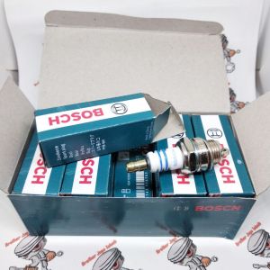 10(Sepuluh)pcs Busi serbaguna 2tak mesin potong rumput Semprot hama Chainsaw mini motor trail mini dll