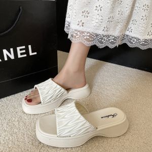 Ready Stock Woman Sandals Lady Slipper Selipar Perempuan Flats Flip Flops 女拖鞋凉鞋