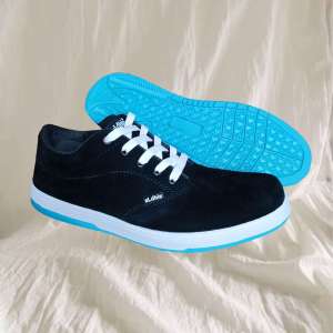 Aldhis A129 Sepatu Pria Keren Sneakers Casual Cowok Putih dan Hitam untuk Gaya Kerja Kuliah