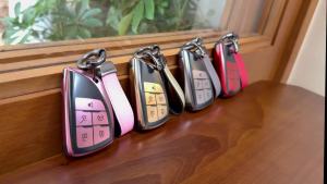 for Chevy GMC Key Fob Cover Accessories-Matte TPU Key Fob Cover with Leather Keychain for Silverado Sierra Tahoe Suburban Equinox Traverse Yukon Terrain Acadia (Champagne Gold Model 1 - 5 Buttons)