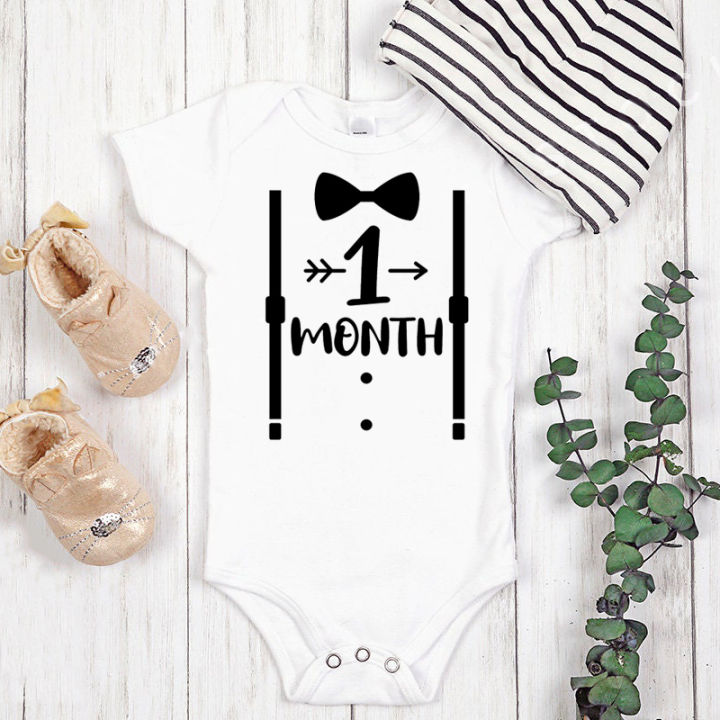 Funny Cute Baby 1-12 Months Onesie Tie Bow Print Milestone Outfit Infant  Boy Girl Bodysuit Babys Needs Newborn Set Baby Shower Gift
