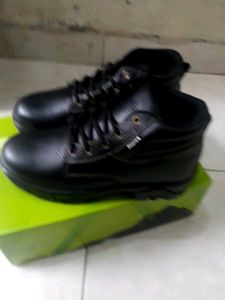 SEPATU SAFETY PRIA DAN WANITA BAHAN KULIT SAPI SEPATU KERJA