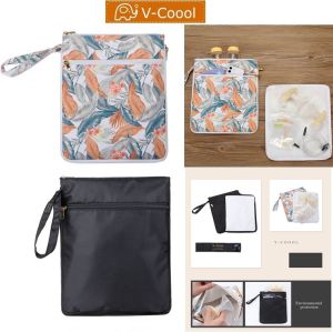 v-coool กระเป๋าใส่อุปกรณ์เครื่องปั๊มนมและสัมภาระอื่นๆ กันน้ําได้ breast pump acessory bag