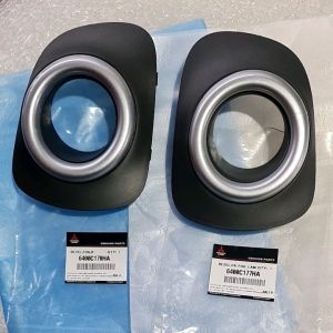 ครอบไฟตัดหมอก Pajero Sport 29-2013 ของแท้ศูนย์เวอร์ชั่นสีเดิมจากศูนย์เวอร์ชั่นเพิ่มเติมเสริมความหล่อเคลือบเคฟล่าสีสันลวดลายต่างๆสวยเงางามคงทนกว่าเดิมถอดประกอบติดตั้งง่ายใส่แทนของเดิมได้เลย