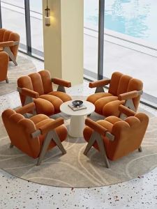 Silent Style Nordic Solid Wood Single Sofa Living Room Rest Area Leisure Chair Designer Matte Velvet Sofa Chair