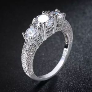 Cincin Pernikahan Dengan Batu Safir - FAS158