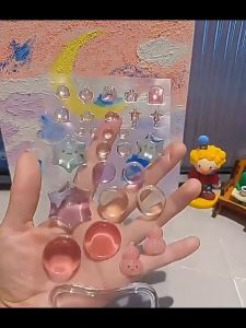 Sticker 3D epoxy pha lê – Ghép hình nhân vật góc nhỏ – Tự làm cảnh mini 3D – Trang trí bàn làm việc – Quà thủ công sáng tạo cho bé & người lớn – Bộ 4 hoặc 8 mẫu