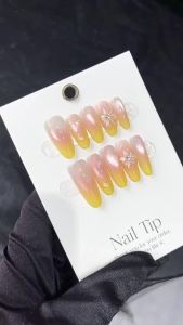 【HANDMADE+Free Glue】Artificial Nail Yangzhi Ganlu Cats eye Dopamine Lemon Yellow Gradient Phototherapy Fake Nail Patch Press on Nails Reusable