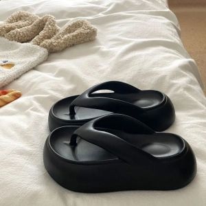 [Free Shipping] Cute Shirley Rose WomenS Summer Fashion 2026 New Thick-Soled Beach Sandals Durable And Suitable For Outdoor Wear