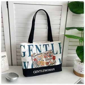 MOUSSON กระเป๋าถือผ้าแคนวาสลายตัวอักษร Gentlewoman ใหม่ล่าสุด สำหรับผู้หญิง ดีไซน์แฟชั่น ใส่ได้เยอะ ใช้ในชีวิตประจำวัน