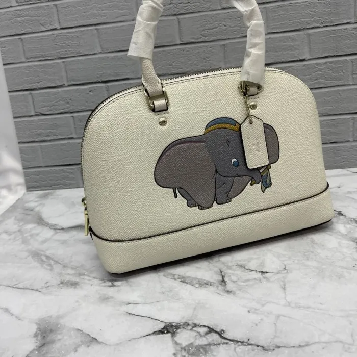 Tas discount coach dumbo