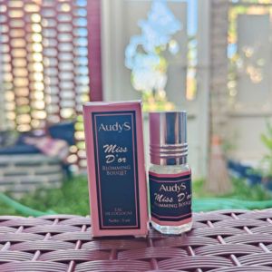 Parfum Nagita Slavina Parfum Wanita Tahan Lama 30ML Parfum Maskulin EAU DE PARFUM