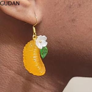 GUDAN ผลไม้จำลอง ต่างหูหั่นส้ม ใบใบ ตะขอเจาะรู เครื่องประดับหูผลไม้ ความงามสวยงาม สไตล์เกาหลีแบบ ต่างหู Y2K ทำด้วยมือ สำหรับผู้หญิง