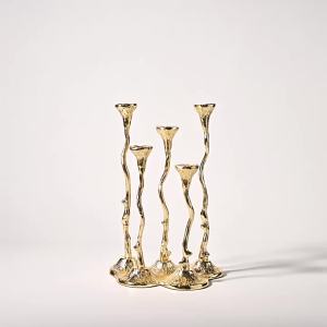 FFBH Retro Candle Holders Golden Luxury Art Aesthetic Candlestick Elegant Centerpieces French Candelabra Restaurant Home Decoration 7P3H9