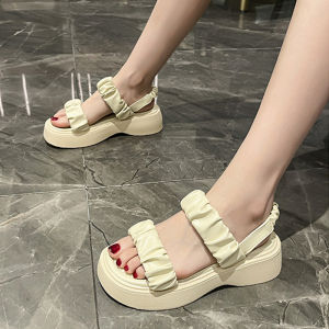 LHMonday สินค้าใหม่ ยอดฮิต รองเท้าแตะแบบสวม มีสายรัดส้น งานแฟชั่นใหม่ สไตล์เกาหลี คอลเลคชั่นนี้บอกเลยห้ามพลาด ทรงสวย พื้นหนา 1.5 นิ้ว เบา ใส่สบาย กันน้ำด้วยน๊าาา