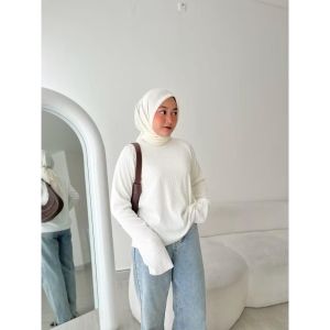 Camille Top // Overlong Sleeve // Knit Top // Pleats Top