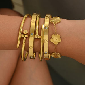 Popular in Europe and America fashionable stainless steel gold bracelet that does not fade easily 18K Stainless steel jewelry gold bangles