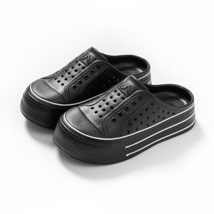 [Free Shipping] New Fashionable Polka Dot Clogs For Women Summer Outdoor Thick-Soled Height-Increasing Sandals Closed-Toe Half-Slipper Style Non-Slip