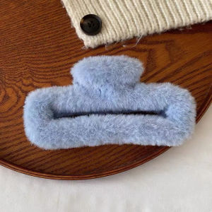 คลิปหนีบผมตุ๊กตาขนาดใหญ่สไตล์เกาหลีสำหรับผู้หญิงที่มีที่หนีบผมแบบเรียบแบบหรูหราที่หนีบผมปากปลาฉลามแฟชั่นสำหรับเด็กผู้หญิง