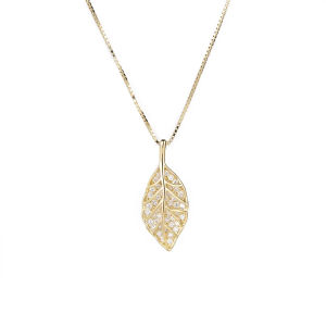 BESFOME 2023 Bling Shiny Zircon Leaf Pendant Necklace 18k Gold Plated Titanium Steel Box Chain Leaf Necklace For Girls Women