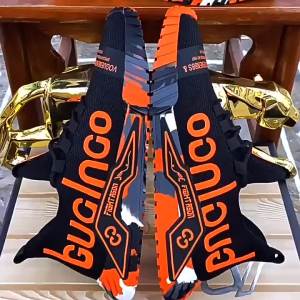 Giày thể thao nam thời trang mới phong cách Hàn Quốc lưới thoáng khí đế mềm giày chạy bộ [ Miễn Phí Vận Chuyển ]