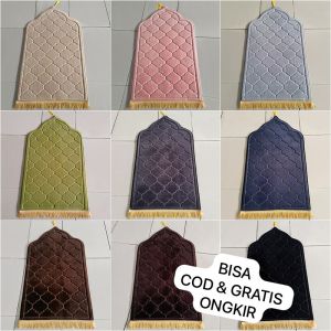 Sajadah Turki Tebal Kubah Scuba Polos Warna Dilapisi Busa Serat Ukuran Jumbo