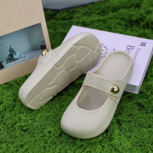 [Free Shipping] White Retro-Style WomenS Slip-On Flats With Hidden Heel 2026 New Spring/Autumn Collection Featuring A Non-Slip Soft Sole And A Closed-Toe Design