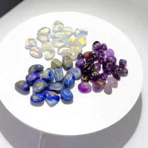 (In stock) 25PCs Natural Crystal Rune Stone Set Nordic Rune Letter Amethyst Gem Irregular Agate Chakras Healing Stone Home Decoration