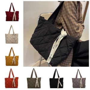 X SHOW Soft Lightweight Puffer Quilted Tote Bag with Zipper Lightweight Padding Shoulder Bag Fashion Comfortable Puffy Padded Crossbody Purse Women