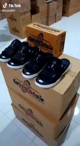 Sendal Cowok Dewasa Sandal Pria Selop Casual Trendy Kekinian