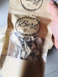 NHÂN SÂM KHÔ VIỆT NAM DÙNG ĐỂ HẦM CHÁO HẦM CANH HÃM TRÀ ... 100 GRAM