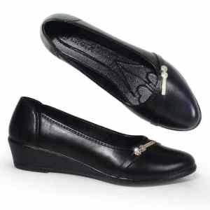 Elegant Women’s Black Wedge Pumps – Closed Toe Slip-On Office Shoes Formal Shoes/Casual Shoes For Ladies