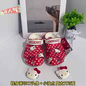 KT Hello co-branded clogs for adults womens cartoon non-slip sole cute childrens sandals EVA Beach Shoes Crocs