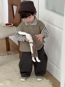 Baby spring clothing 2026 New Korean-style childrens clothing for boys spring outfit with a collared plaid shirt and casual pants set trendy