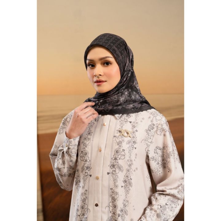 Klamby%20-%20Serafia%20Scarf%20-%20Image%205
