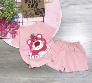 Bộ bé gái hình gấu dâu LOTSOSO BEAR LOREM cho bé gái siêu xinh cho bé 6-24kg.BGL43.