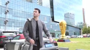 Men Multifunctional Shoulder Messenger Bag with Headphone Hole Waterproof Nylon Satchel Over the Shoulder Crossbody Travel Handbag Large Capacity Storage BagsBriefcase