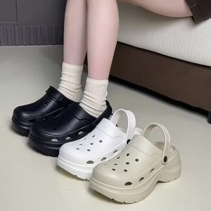 [Free Shipping] Summer Thick-Soled Perforated Shoes For Women Height-Increasing Breathable EVA Slippers Non-Slip Fashionable Closed-Toe Sandals For Outdoor Wear