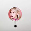Quạt Blackpink cầm tay hình Thần Tượng Kpop. 