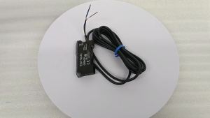 ของแท้จาก Omron สวิตช์โฟโตอิเล็กทริค 2M 12-24VDC ขยาย E3X-ZD11 E3X-ZD41 E3X-NA11 E3X-NA41