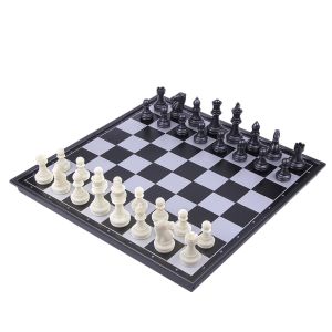 Magnetic Chess Board Medieval Chess Set Foldable 32 Gold Silver Chess Pieces Quality Chess Game