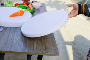 thớt nhựa đường kính 40 dày 3cm dùng cho nhà hàng hộ gia đình thay thế cho thớt gỗ chất liêu PE nguyên khối hàng việt nam