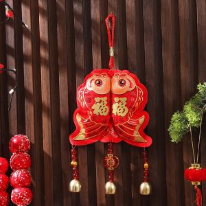 DÂY ĐỎ TREO TRANG TRÍ TẾT 2024 CẶP CÁ CHÉP NIÊN NIÊN HỮU DƯ - CẢ NĂM DƯ DÃ 3 QUẢ CHUÔNG