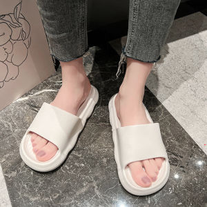 LHMonday รุ่นแนะนำ💫รองเท้าแฟชั่นฮิตๆ รองเท้าแตะแบบสวม สไตล์เรียบโก้ ใส่แล้วหล่อเท่สุดๆ🧸ขายดีมาก ราคาเบาๆ ช้าหมดอดน้า