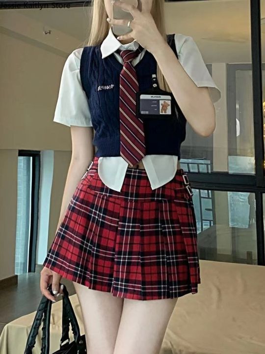 Anime school girl, water fountain, uniform, pretty, brown hair, clouds,  Anime, HD phone wallpaper | Peakpx