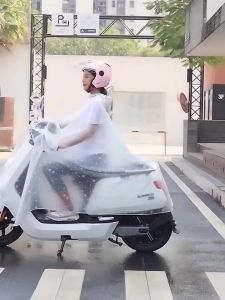 Áo mưa tuyết cánh rơi 2 đầu Hàn Quốc có kính che mặt trong suốt trắng chất xịn Phukienprocare