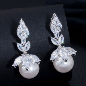 SEQUITO High Grade White Gold Plating Inlaid Shiny AAA Cubic Zirconia with Big Pearl Drop Dagle Earrings Womens Wedding Engagement Ear Jewelry SE706